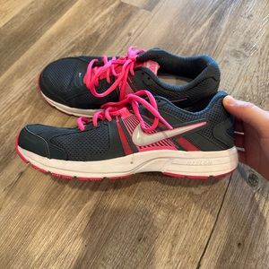 Nike Dart 10 Tennis Shoes - Women’s